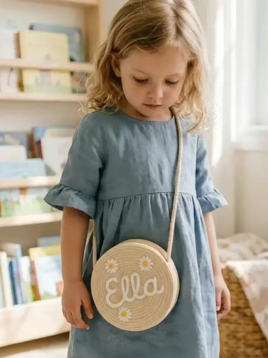 Personalized Kids Crossbody Bag, Custom Woven Daisy Purse, Flower Girl Gift, Toddler Girl Purse, Embroidered Round Bag, Little Girl Gift