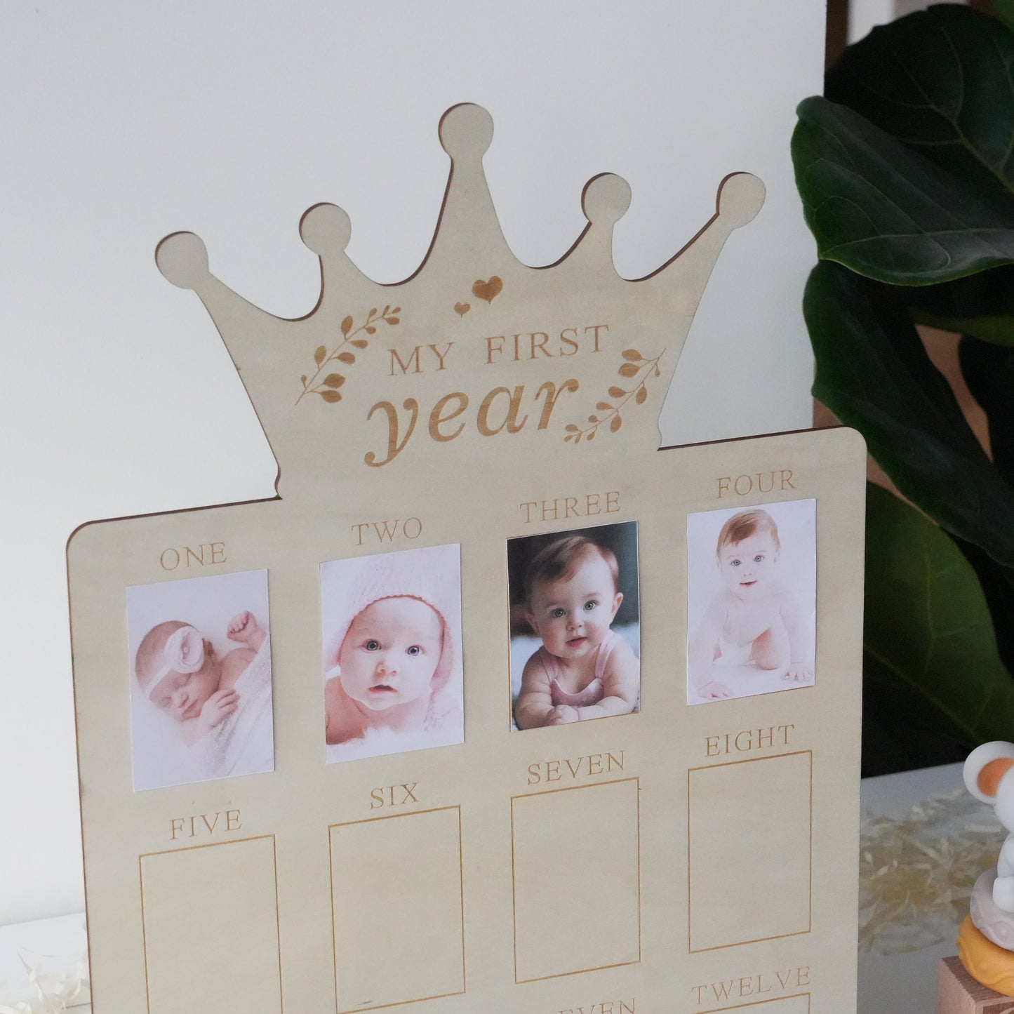 Personalized Baby First Year Photo Frame,12 MonthlyPicture Broad,New Baby Gift,Newborn To One Year Photo Frame,Birthday Decor