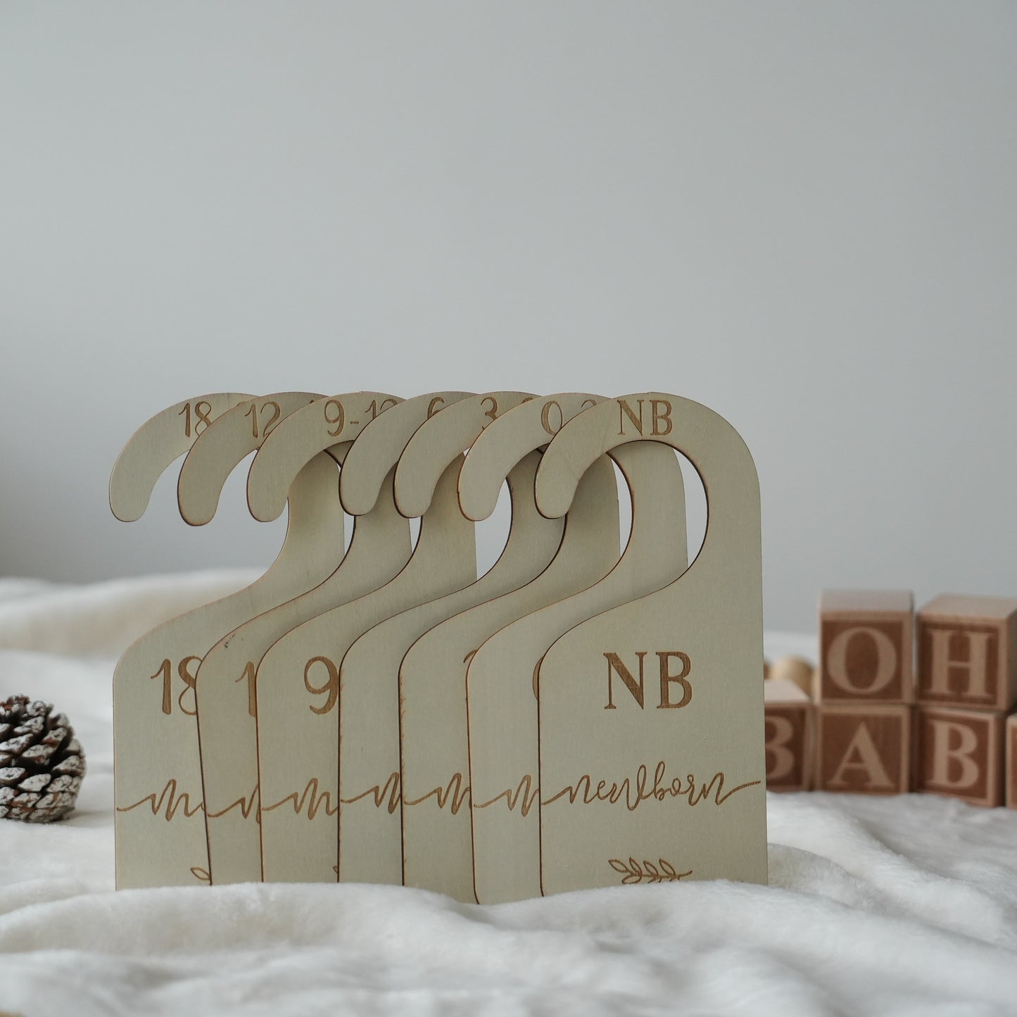 Wooden Baby Nursery Closet Dividers,Baby Shower Gift Ideas,Clothes Size Markers for Babies,Wood Wardrobe Divider