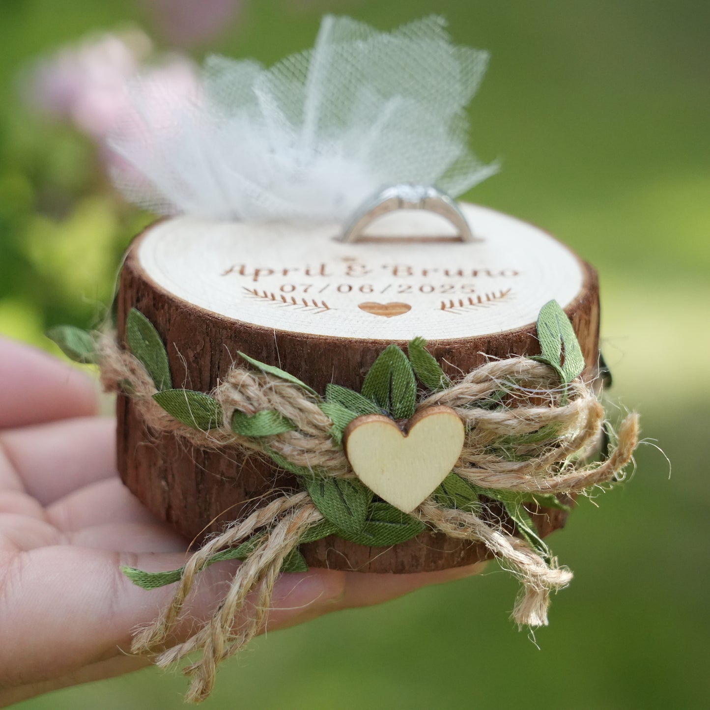 Personalized Tree stump Ring Box,Round Ring Box  For Wedding,Wedding Ceremony,Anniversary Gift, Engagement Ring Box