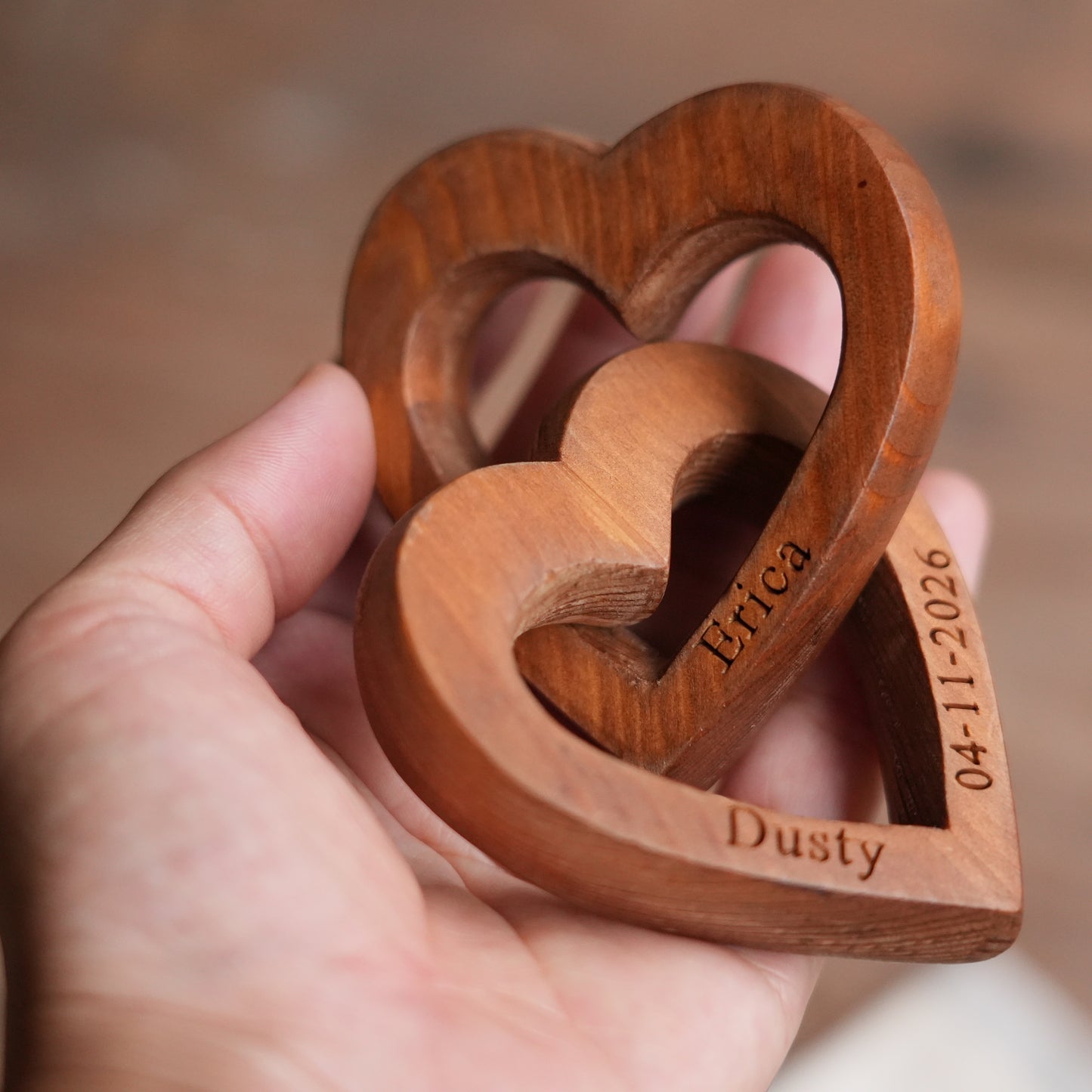 Personalized Infinity Heart Sculpture,Valentine’s Day Gift, Romantic Couple Keepsake,Anniversary Present, Gift For Wedding, Engraved Wooden Gift