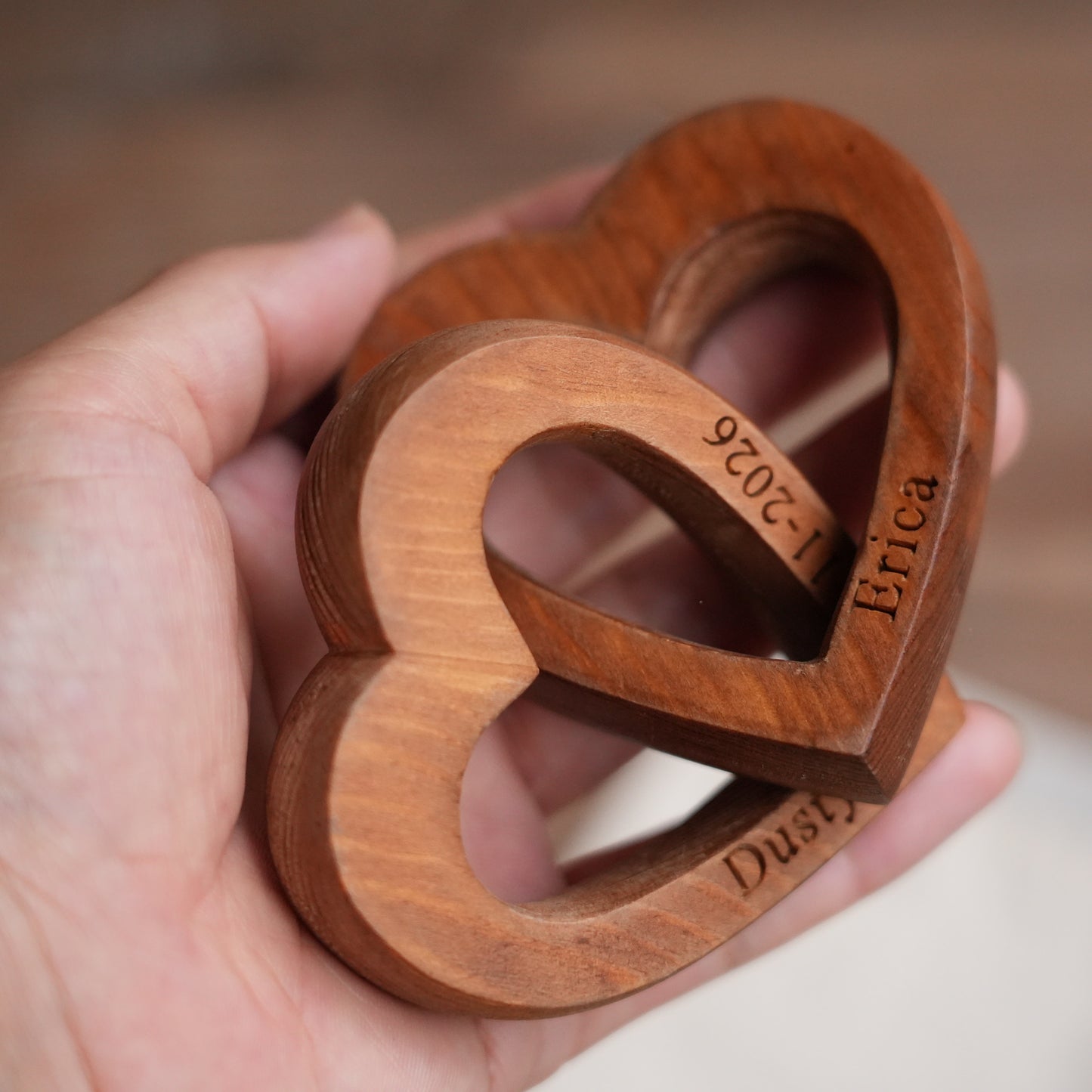 Personalized Infinity Heart Sculpture,Valentine’s Day Gift, Romantic Couple Keepsake,Anniversary Present, Gift For Wedding, Engraved Wooden Gift