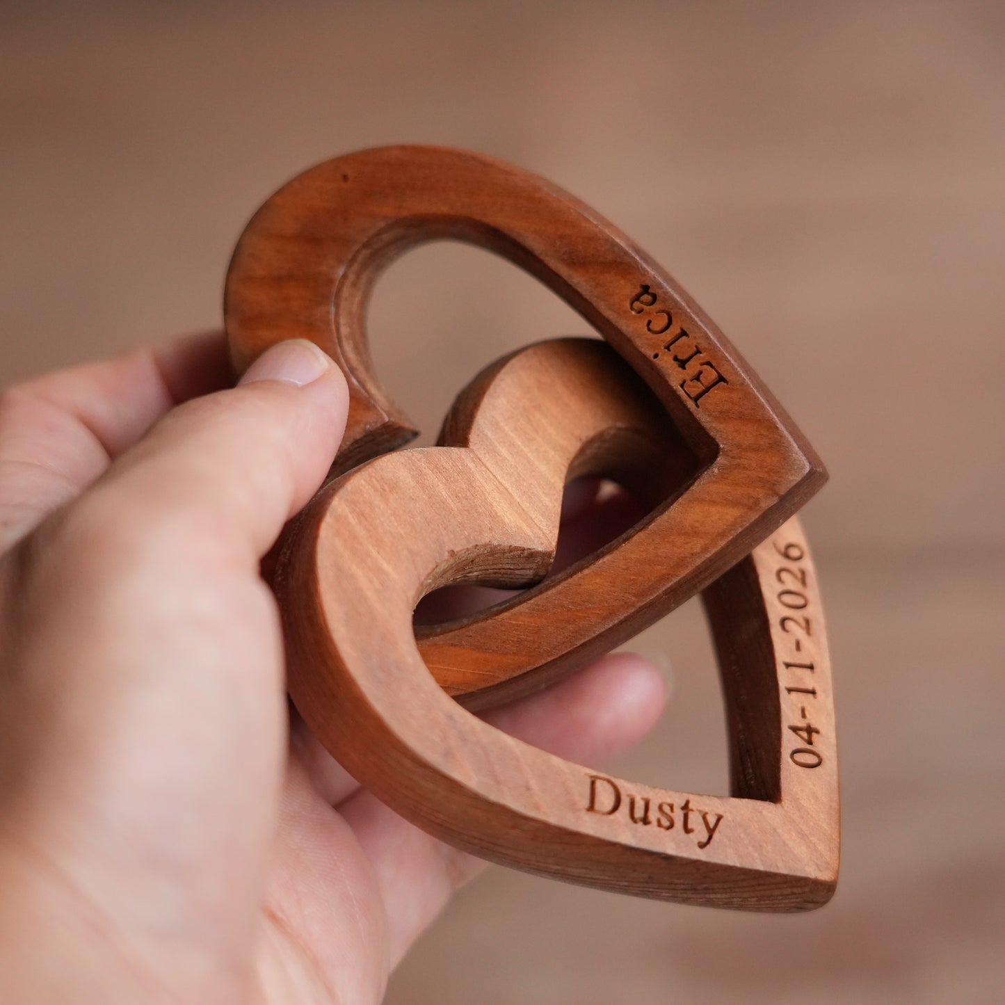 Personalized Infinity Heart Sculpture,Valentine’s Day Gift, Romantic Couple Keepsake,Anniversary Present, Gift For Wedding, Engraved Wooden Gift