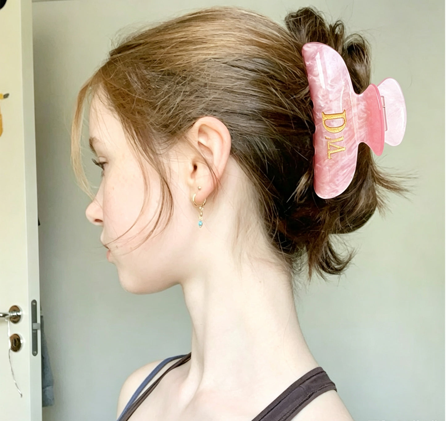 Personalized Monogram Acrylic Hair Claw Clip,  Custom Gold Initial Hair Clip, Bridesmaid Gift,  Custom Engraved Hair Claw