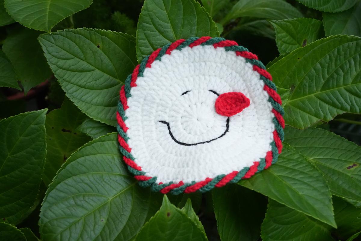 Handmade Crochet Christmas Coasters, Festive Red &  Green Holiday Table Decor, Winter Coffee Mug Rug,  Christmas Gift for Coffee Lovers