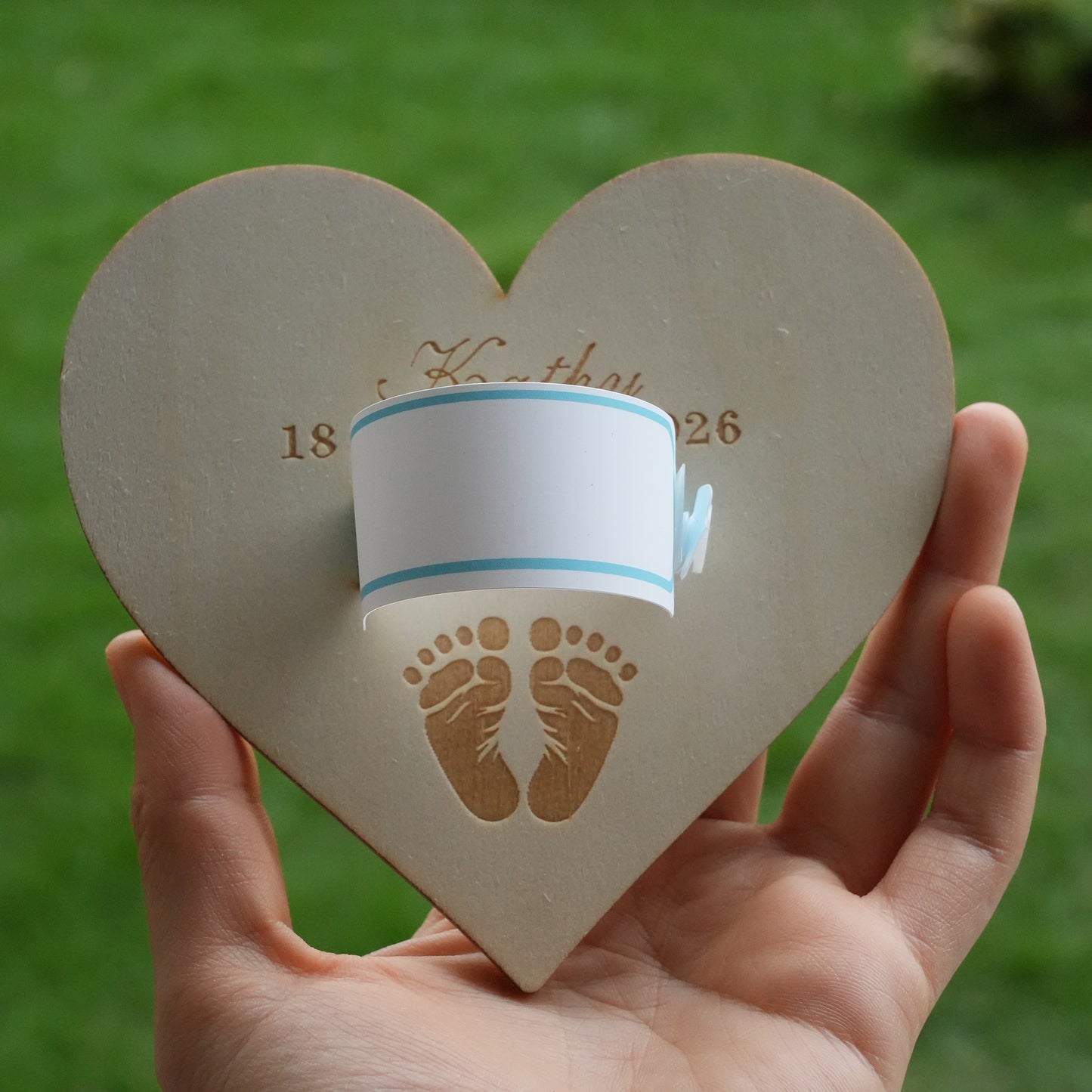 Personalized Baby Maternity Bracelet Holder, Wooden Heart Keepsake,Souvenir For Birth,Birth Gift Idea, Baby Information Support,Newborn Photo Souvenir