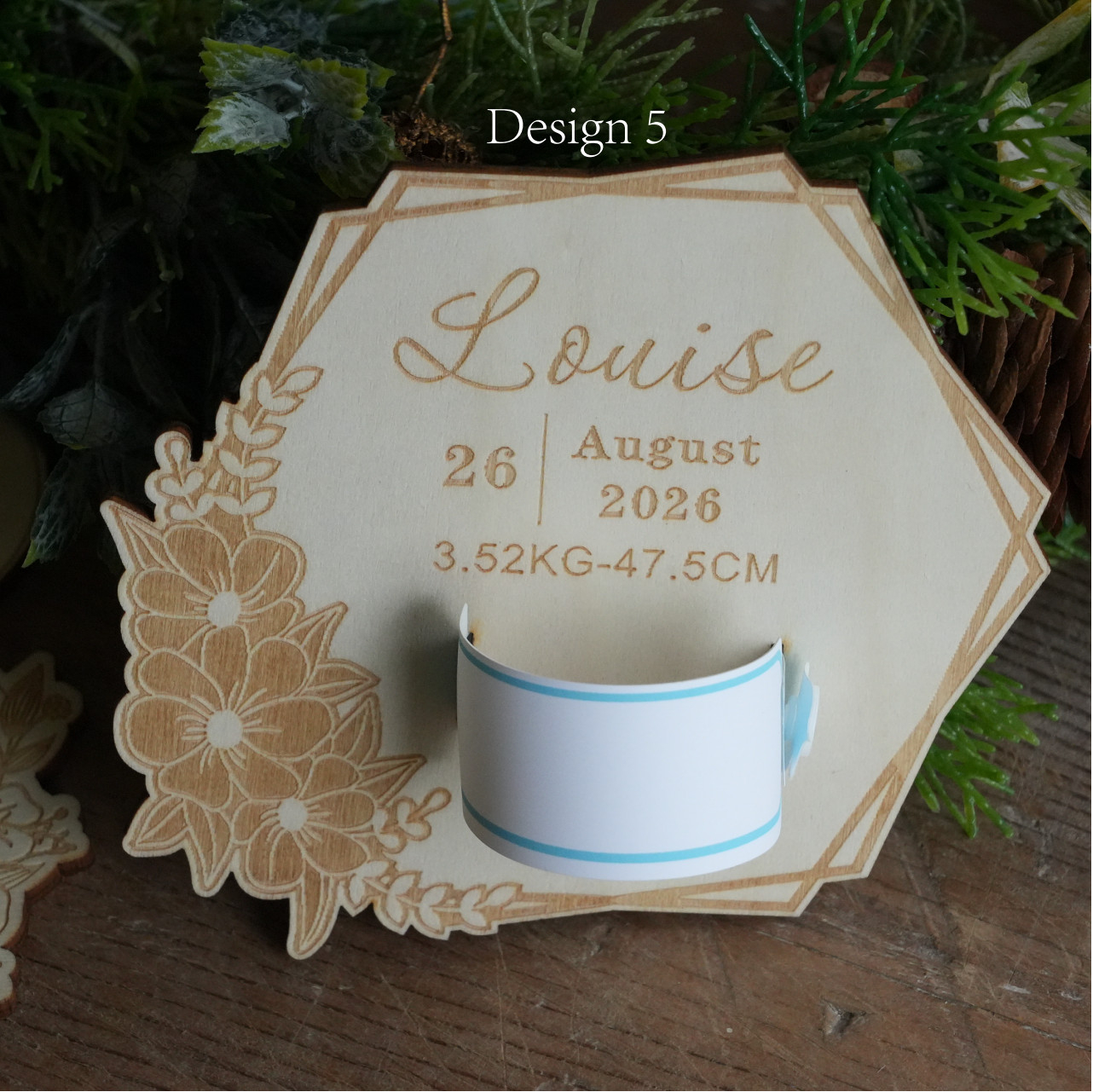 Personalized Baby Maternity Bracelet Holder, Wooden Heart Keepsake,Souvenir For Birth,Birth Gift Idea, Baby Information Support,Newborn Photo Souvenir