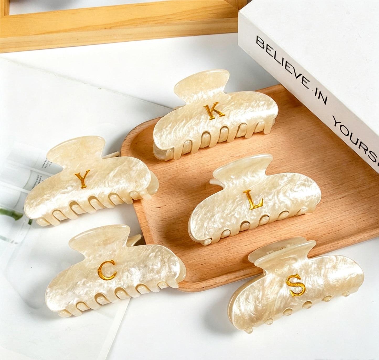 Personalized Monogram Acrylic Hair Claw Clip,  Custom Gold Initial Hair Clip, Bridesmaid Gift,  Custom Engraved Hair Claw