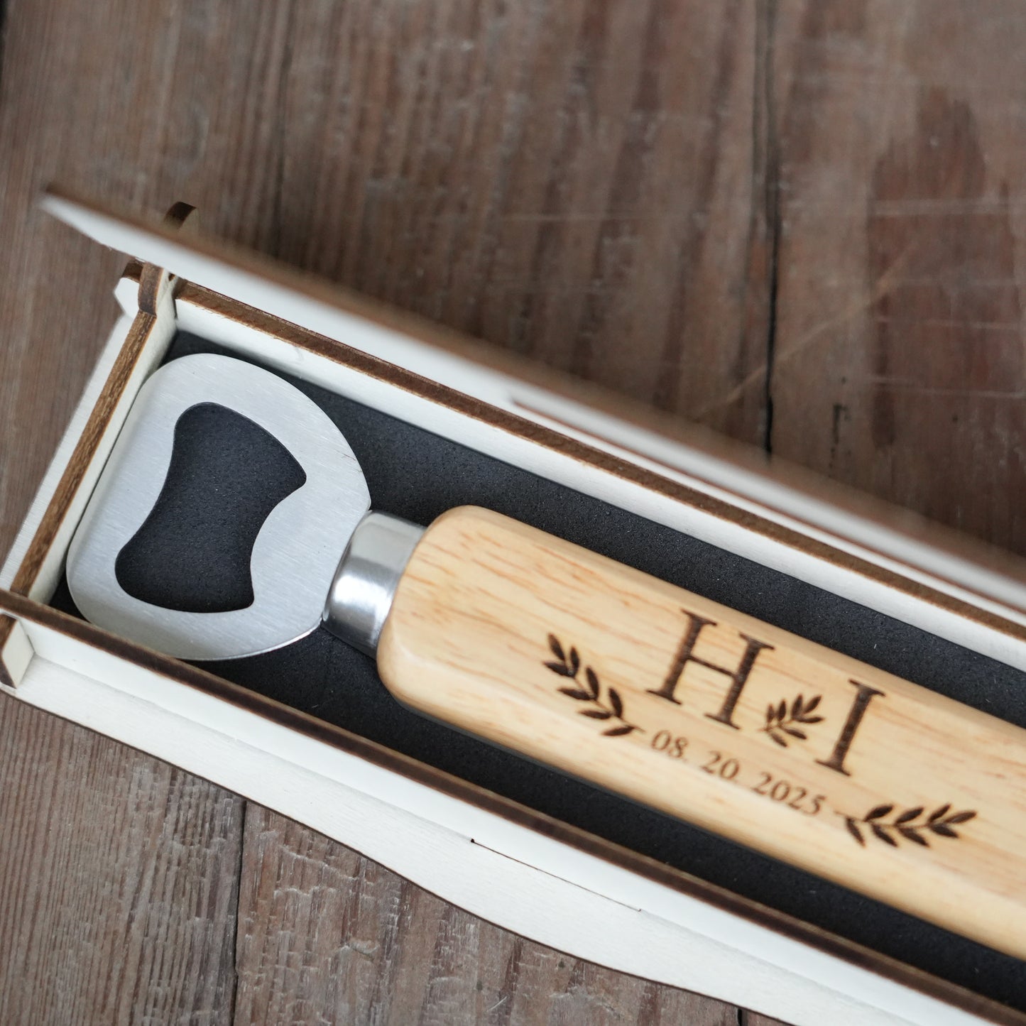 Custom Wooden Bottle Opener,Birthday Christmas  Gift For Him,Father Day Gift,Groomsmen Gift,Wedding  Favor,Gifts for Men