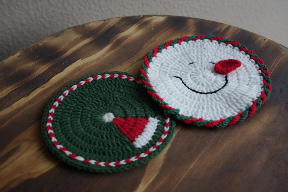 Handmade Crochet Christmas Coasters, Festive Red &  Green Holiday Table Decor, Winter Coffee Mug Rug,  Christmas Gift for Coffee Lovers