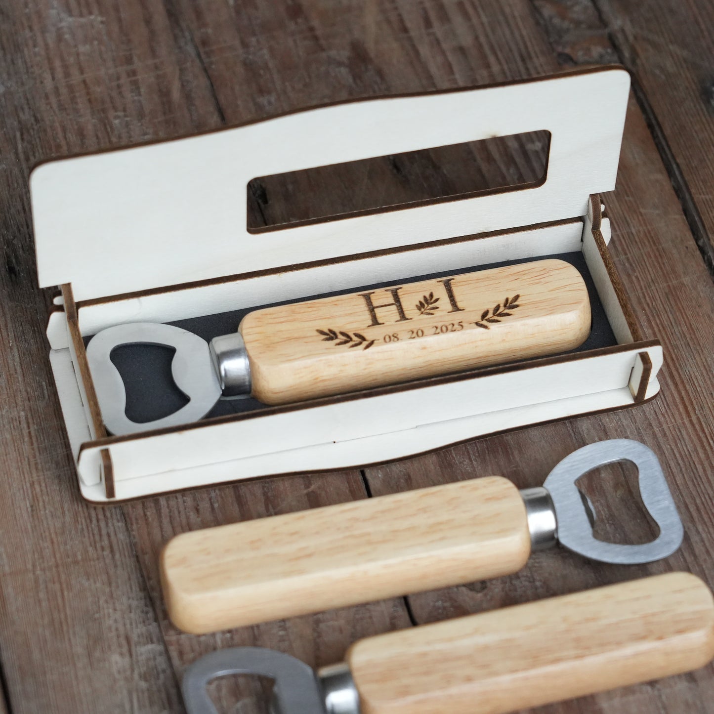 Custom Wooden Bottle Opener,Birthday Christmas  Gift For Him,Father Day Gift,Groomsmen Gift,Wedding  Favor,Gifts for Men