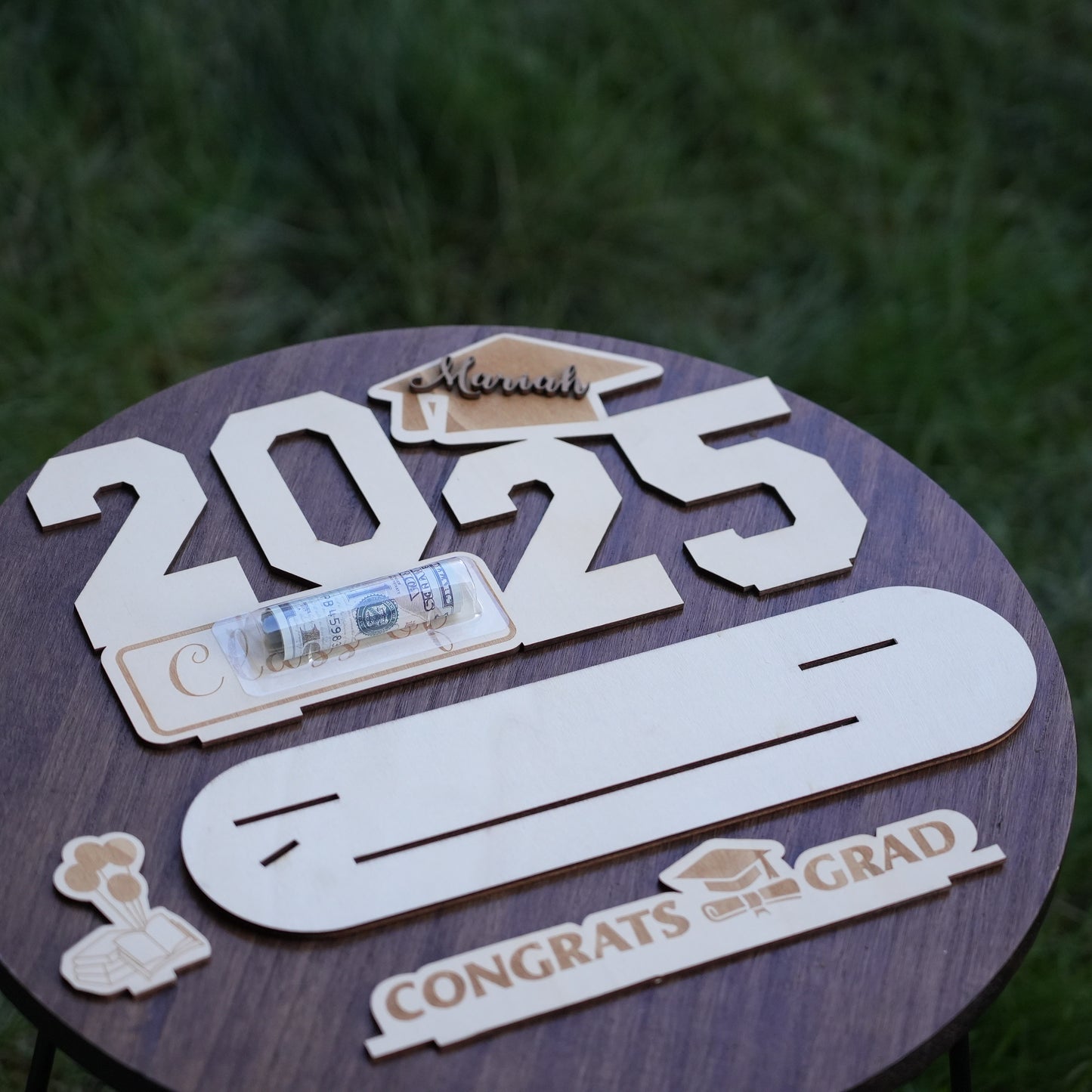 Custom Graduation Standing Sign With Money, Graduation Keepsake,Graduation Table Decor, Memorial Gift,Gift For Students