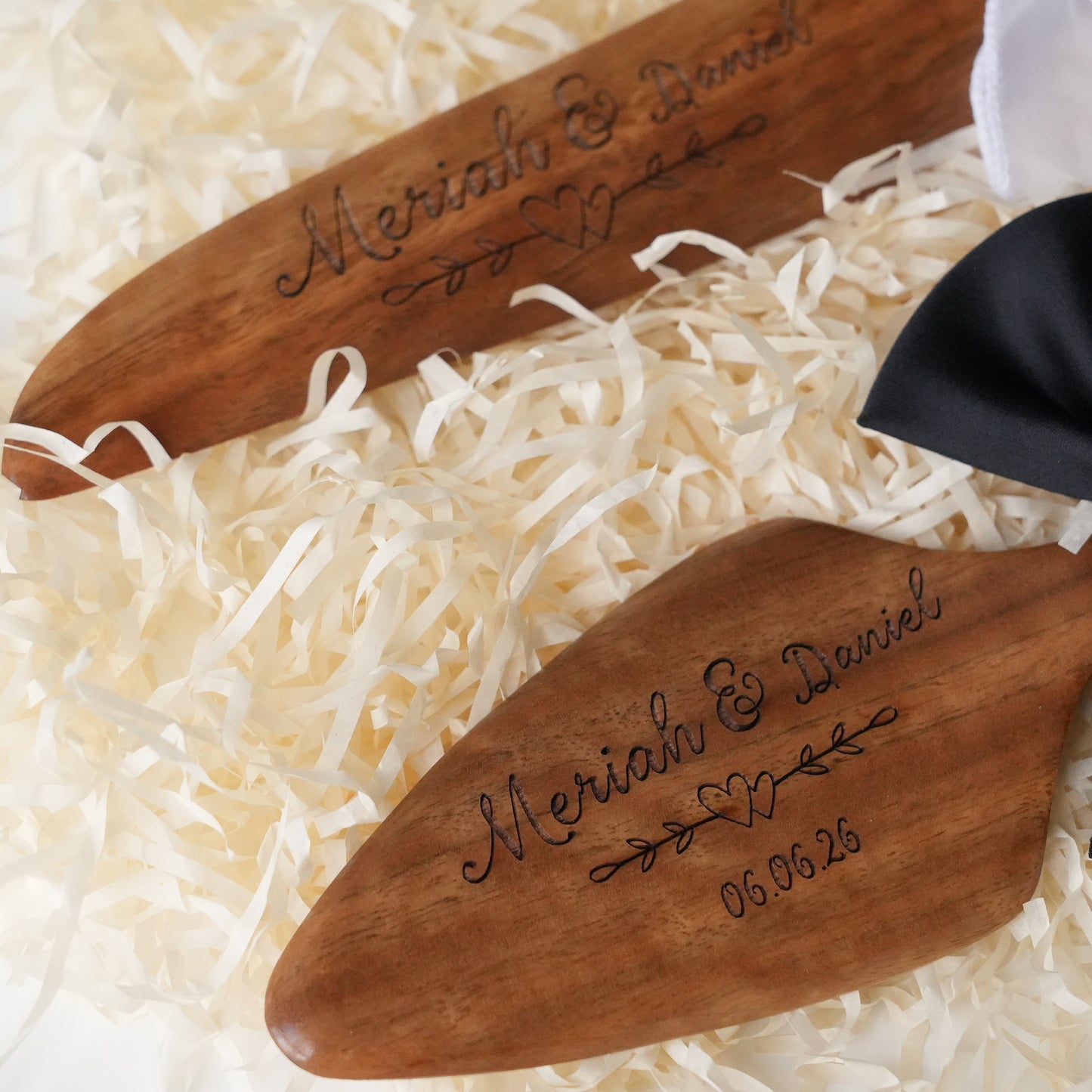 Personalized Wooden Cake Knife and Server Set, Anniversary Gift,Cake Cutting Set For Bride And Groom, Birthday Bundle Gift