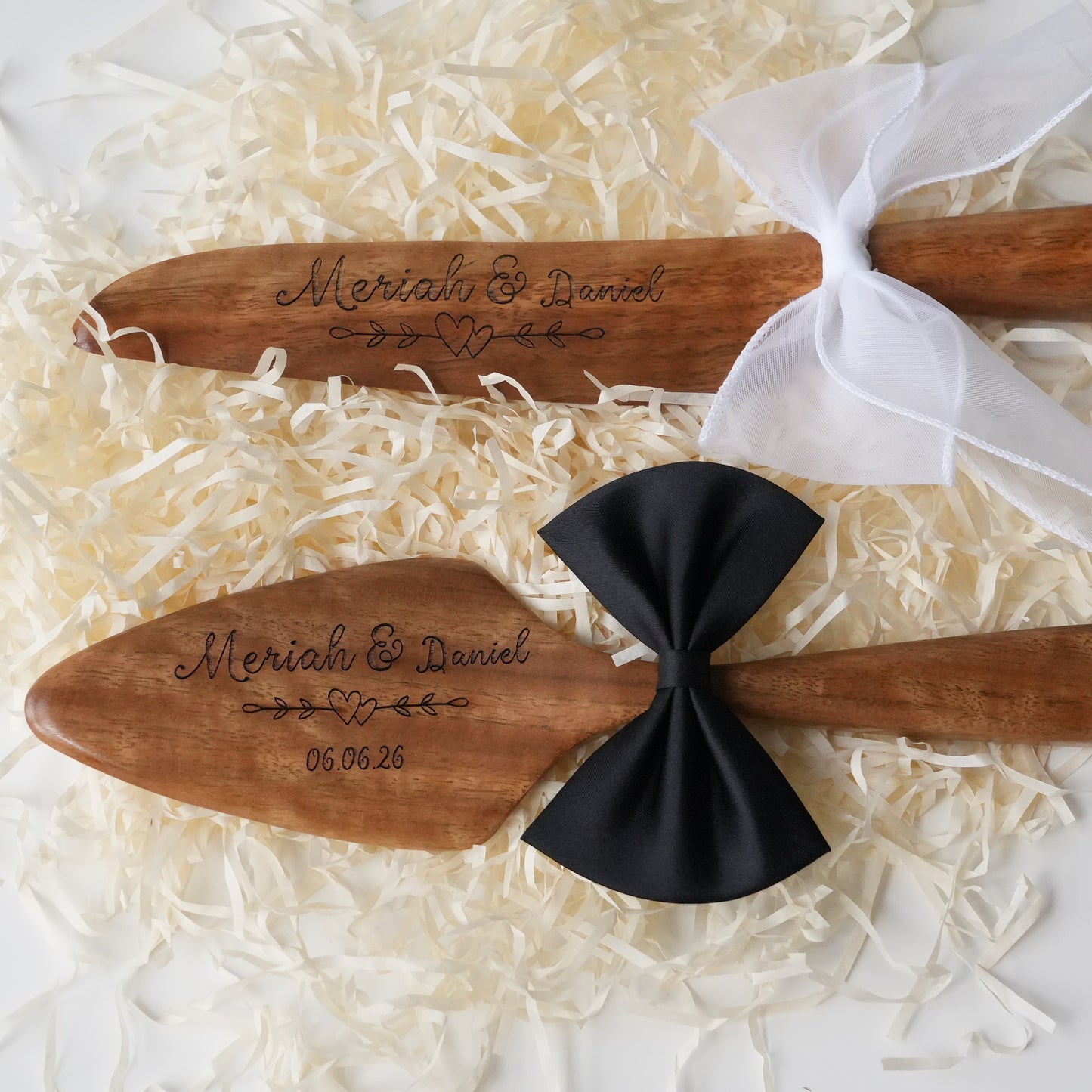 Personalized Wooden Cake Knife and Server Set, Anniversary Gift,Cake Cutting Set For Bride And Groom, Birthday Bundle Gift